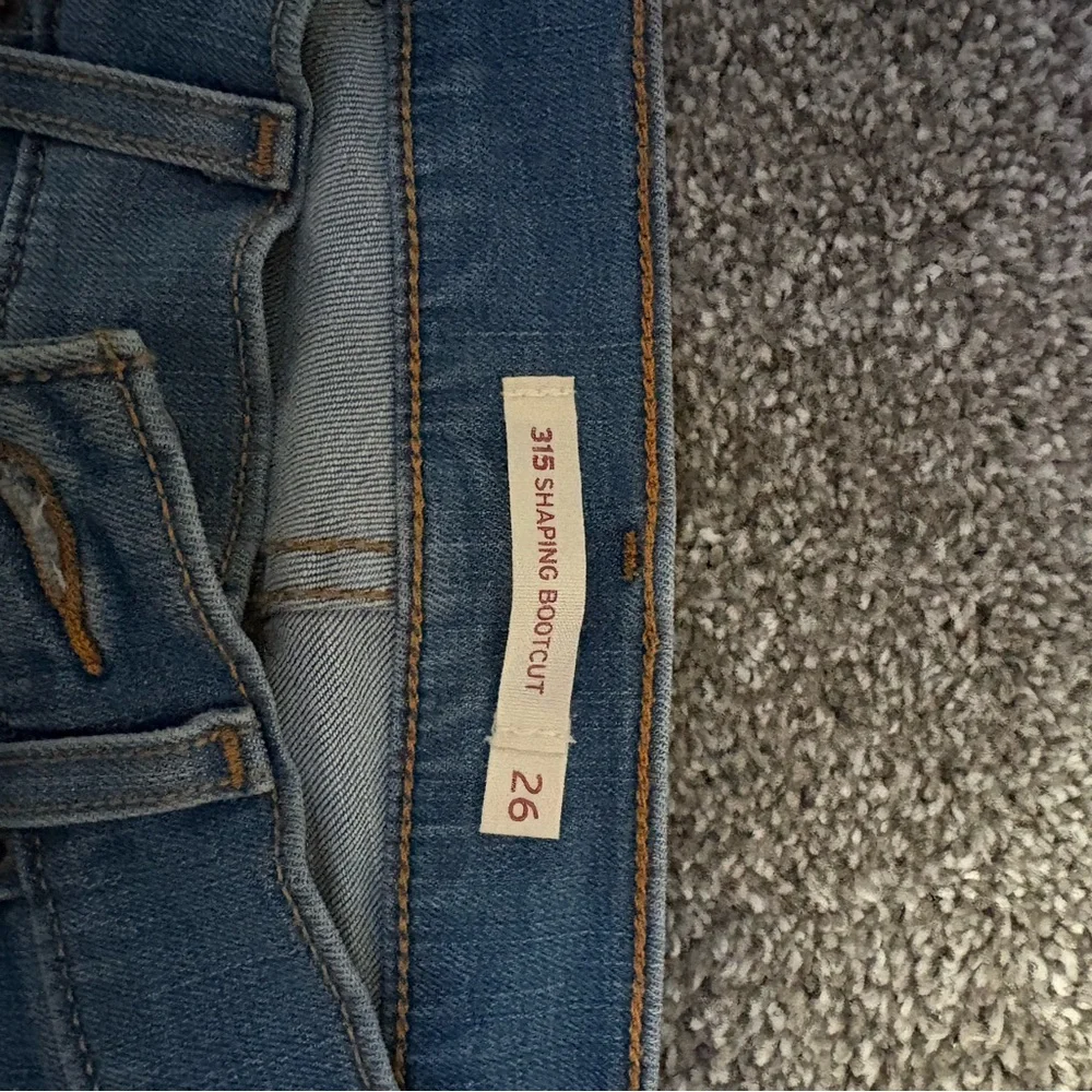 levis womens bootcut jean - Picture 4 of 5